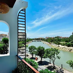 Anriva Hoi An
